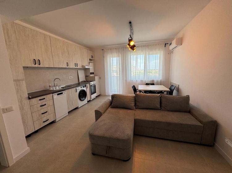 Apartament cu 2 camere decomandat, mobilat în Sud