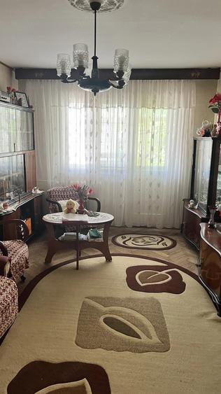 Apartament cu 2 camere decomandat în Tătărași — fotografia 1