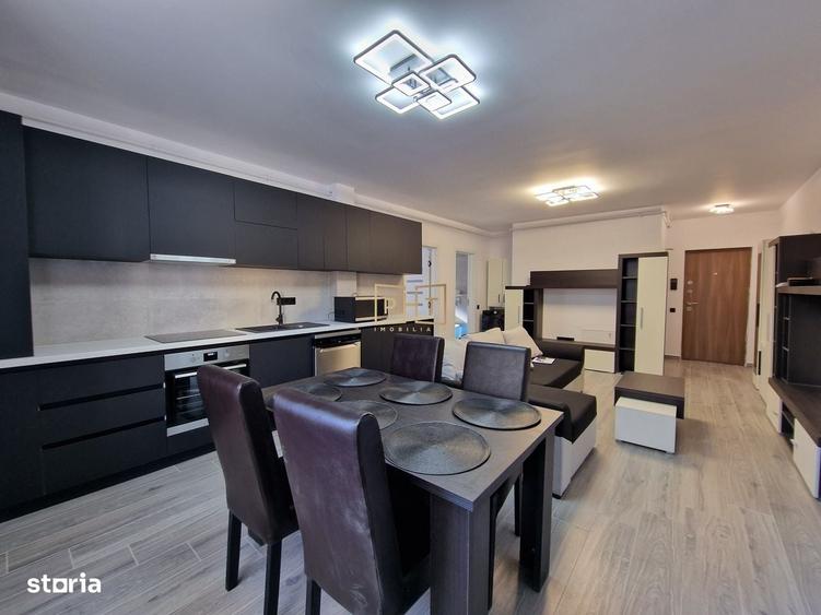 Apartament cu 3 camere semidecomandat în Florești