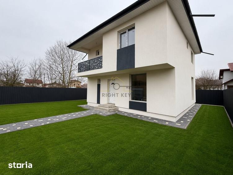 Casă cu 4 camere cu Teren 250 Mp în Clinceni