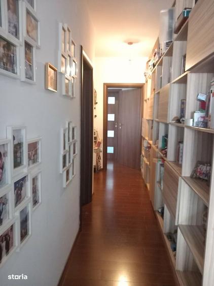 Apartament cu 3 camere în Băneasa