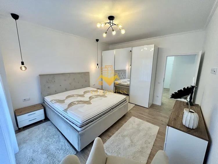 Apartament cu 3 camere decomandat, mobilat în Central