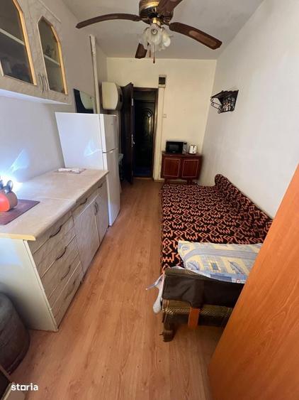 Garsonieră în Micro 19