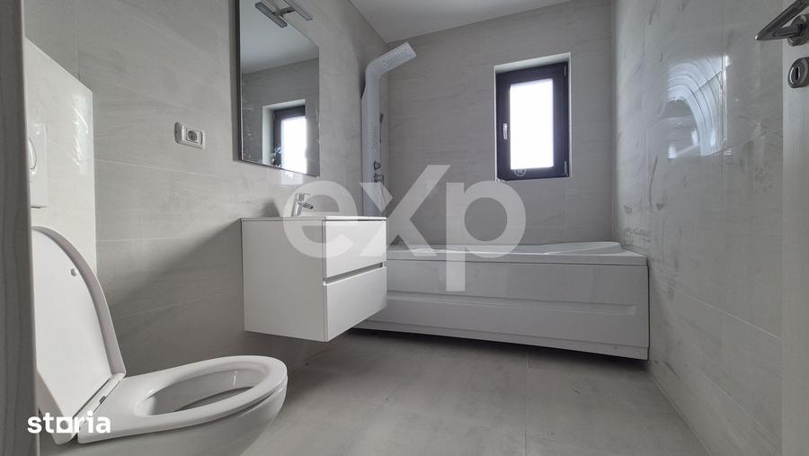 Casă cu 4 camere cu Teren 400 Mp în Bradu