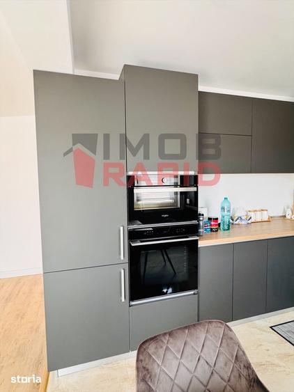 Apartament cu 3 camere în Calea Moldovei