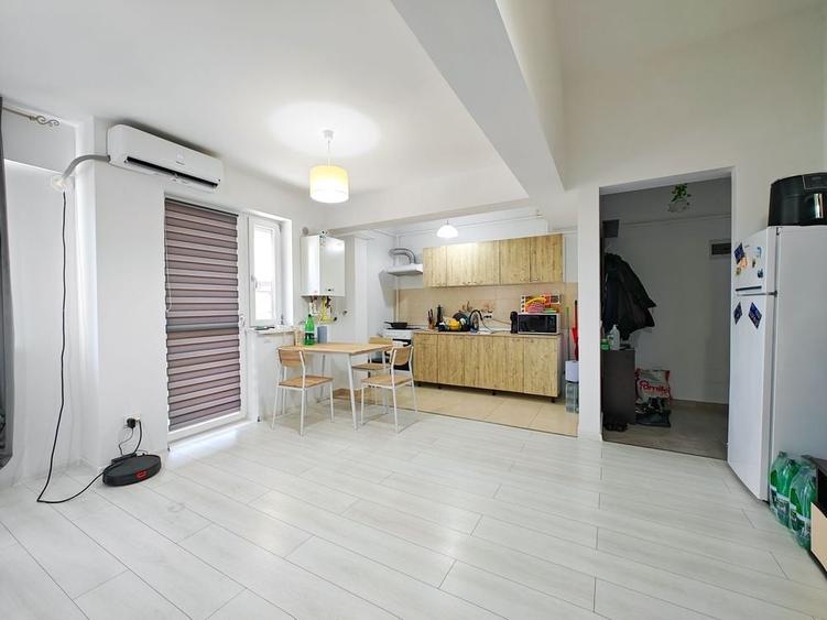Apartament cu 2 camere decomandat în Exterior Vest