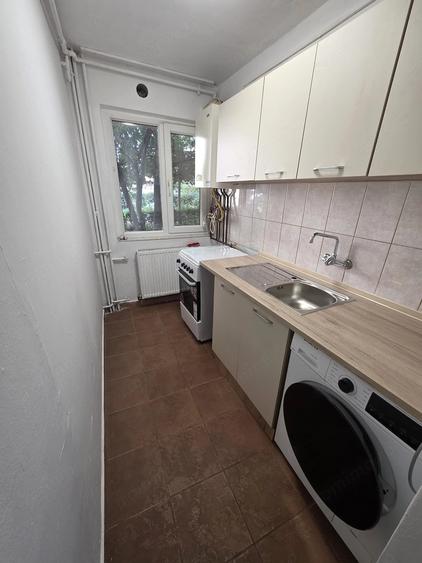 Apartament cu 2 camere semidecomandat în Olimpia-Stadion