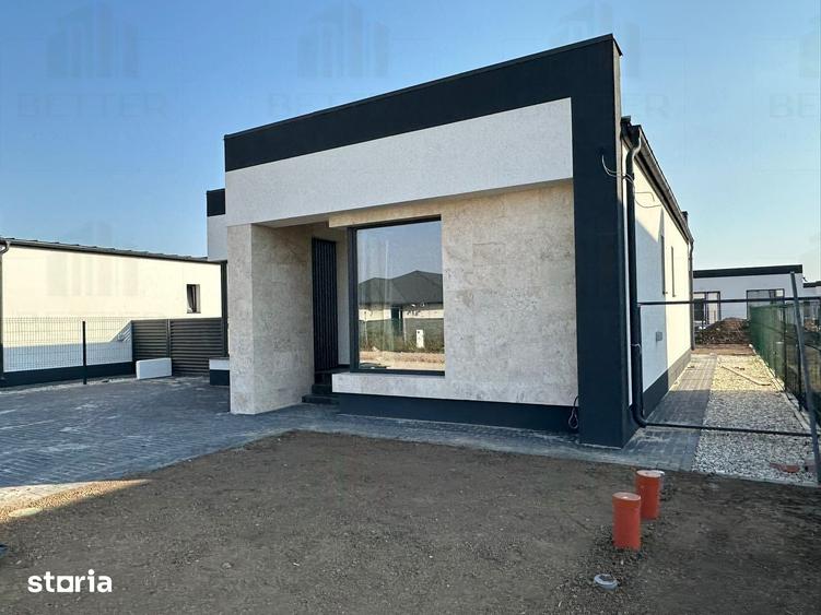 Casă cu 3 camere cu Teren 443 Mp în Vidra