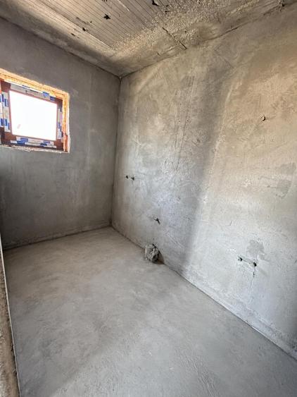 Casă individuală cu 4 camere cu Teren 385 Mp în Berceni