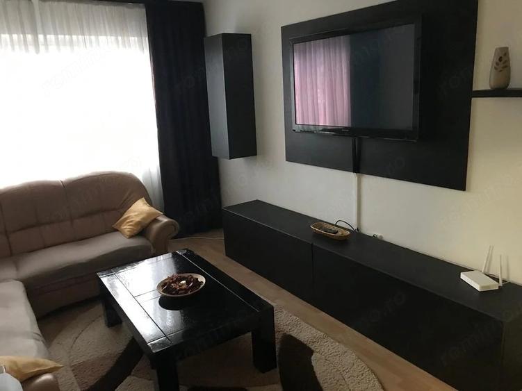 Garsonieră decomandată în Calea București