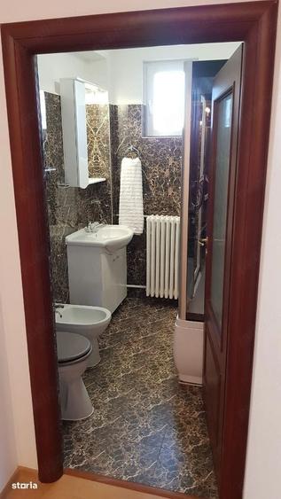 Apartament cu 2 camere decomandat în Ultracentral