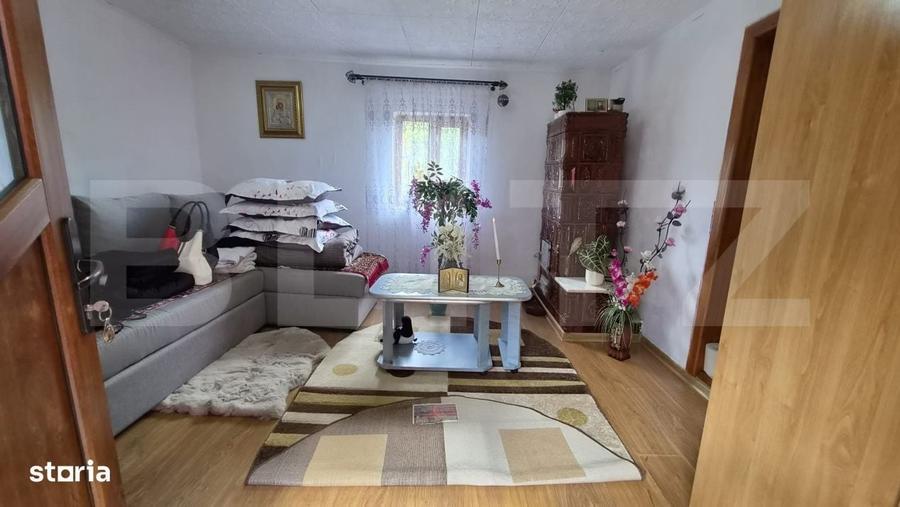 Casă cu 3 camere în Paltin