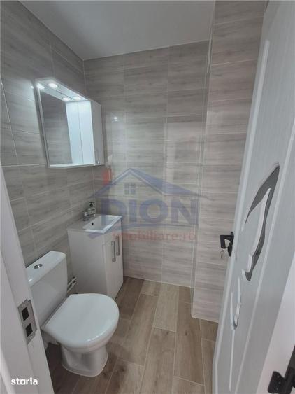 Apartament cu 3 camere în Nerva Traian