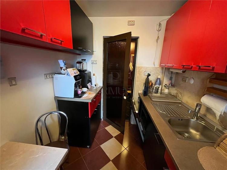 Apartament cu 2 camere decomandat, mobilat în Lipovei