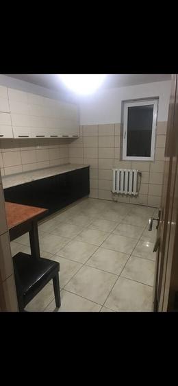 Apartament 3 camere , decomandat , 73 mp , - 3