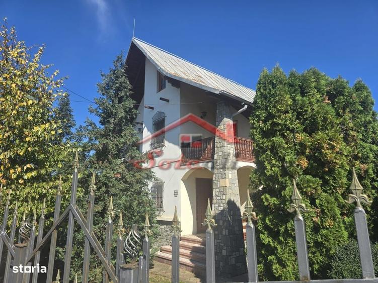 Casă cu 4 camere cu Teren 1173 Mp în Bănești