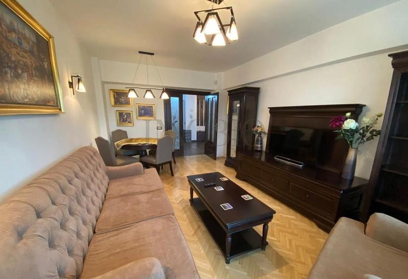 Apartament cu 2 camere decomandat, mobilat în P-ța Alba Iulia