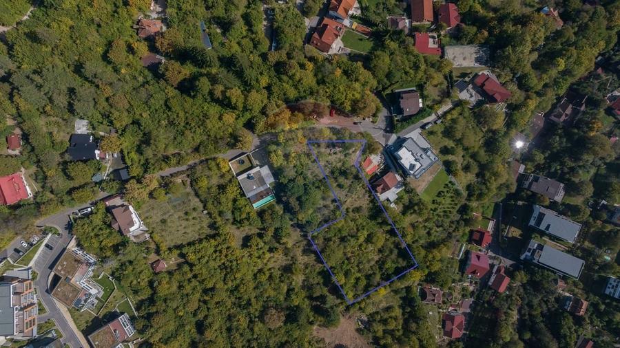 Teren Construcții intravilan de 4175 mp, în Drumul Poienii