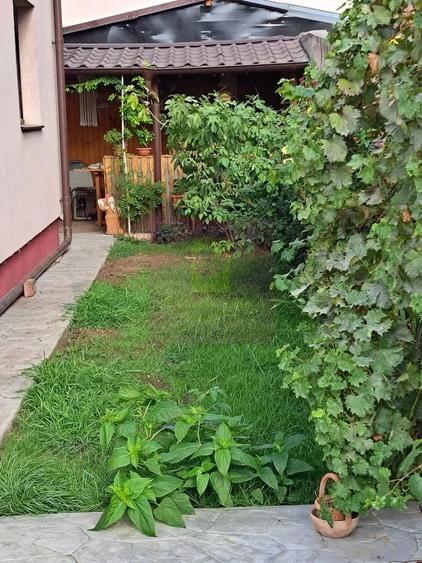 Casă cu Teren 300 Mp în Prelungirea Ghencea