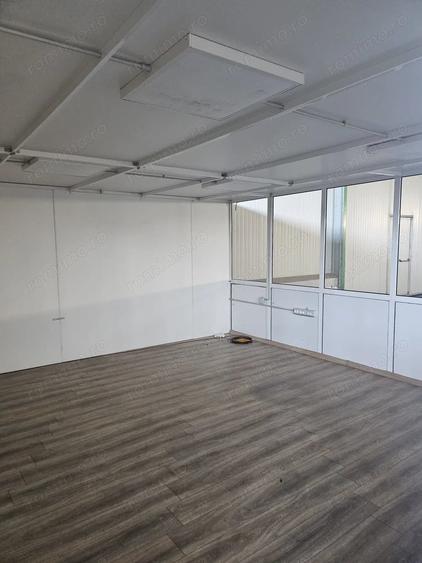 Spațiu comercial, de 1,400 mp, în Ghiroda