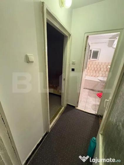 Apartament cu 2 camere semidecomandat, mobilat în Central