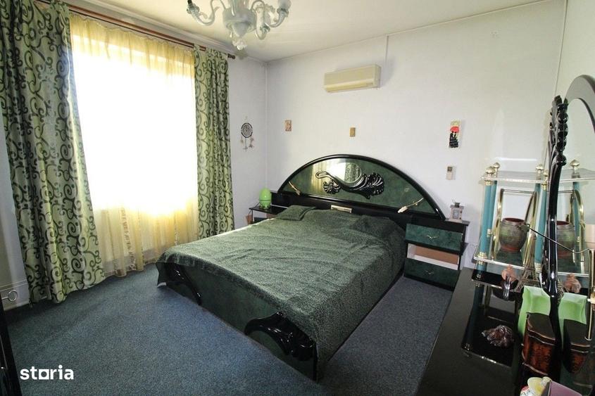 Casă cu 4 camere decomandat cu Teren 335 Mp în Central