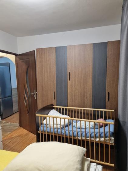 Apartament cu 2 camere semidecomandat în Brâncoveanu