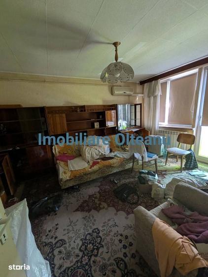 Apartament cu 2 camere decomandat în Calea București