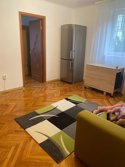 Apartament cu 2 camere semidecomandat în Central