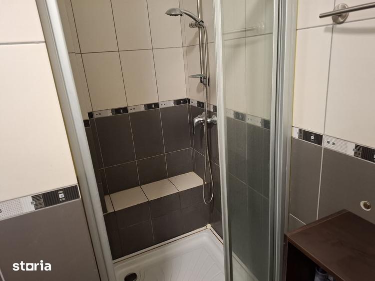 Apartament cu 3 camere în Străulești