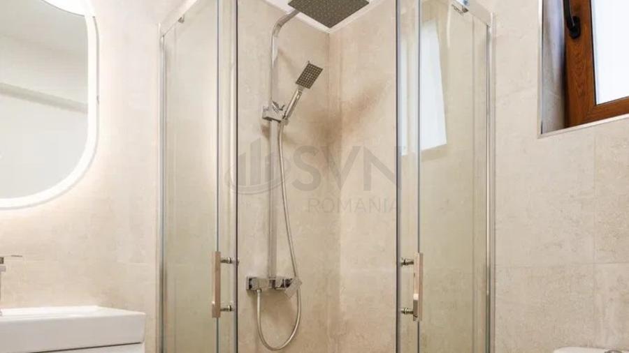 Apartament cu 3 camere decomandat în Primăverii