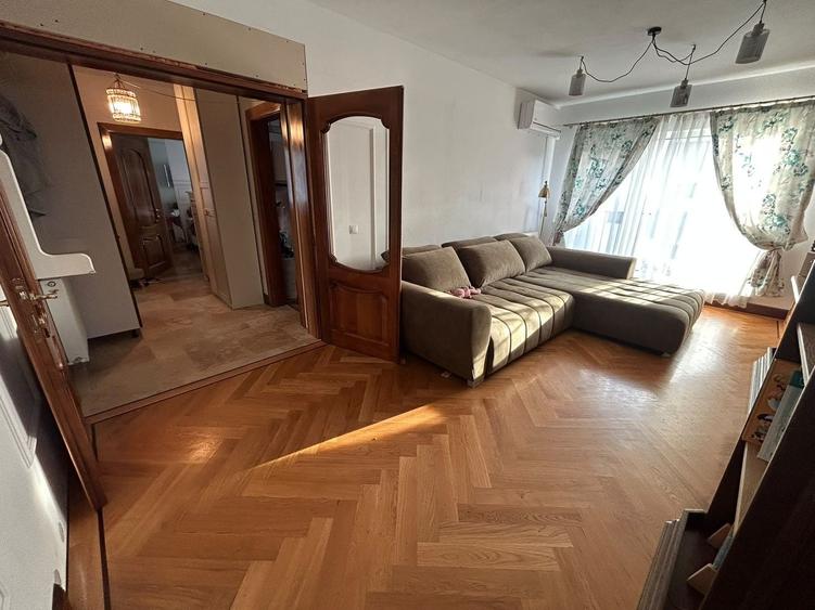 Apartament cu 3 camere, mobilat în Arhitecților - Calea Cisnădiei