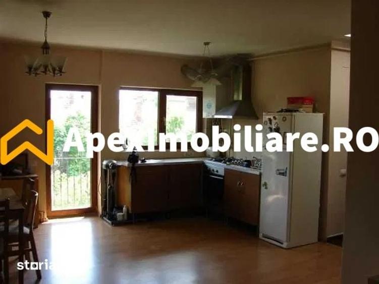 Apartament cu 2 camere decomandat în Grivița