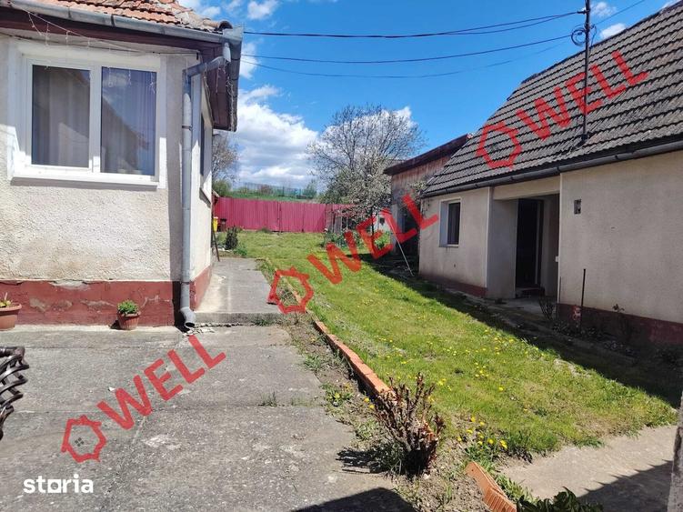 Casă cu 5 camere cu Teren 1249 Mp în Măieruș