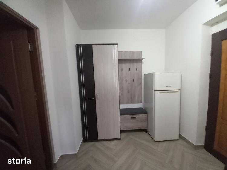 Apartament cu 2 camere decomandat în Progresul