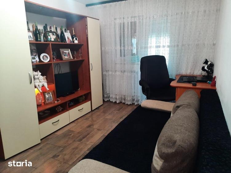 Apartament cu 4 camere în Sud