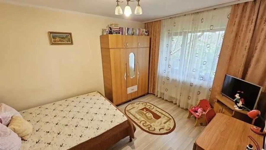Casă cu 4 camere în Moara Grecilor