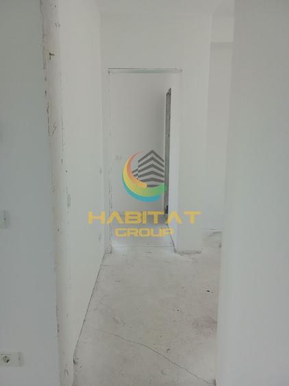 Duplex cu 5 camere cu Canalizare în Central