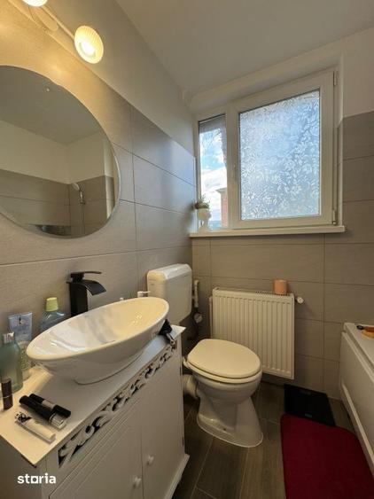 Apartament cu 3 camere decomandat, mobilat în Ferentari