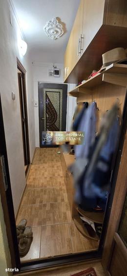 Apartament cu 2 camere semidecomandat în Poarta 6