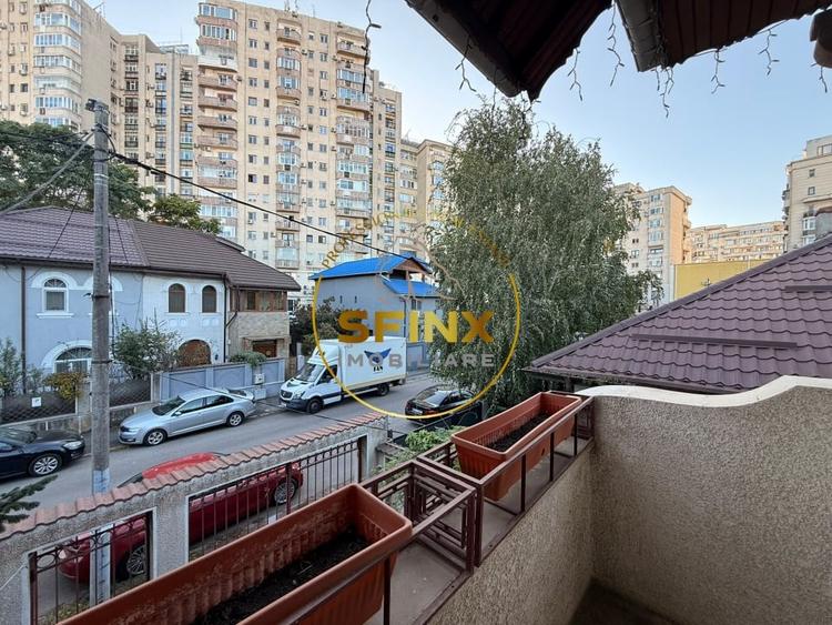 Casă individuală cu 5 camere cu Canalizare în Decebal