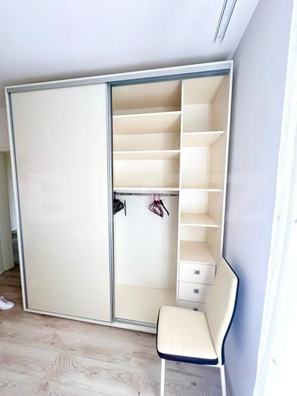 Apartament cu 2 camere decomandat, mobilat în Tractorul