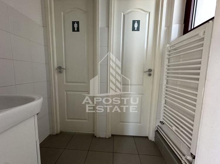 Spațiu comercial, de 670 mp, în Dâmbovița