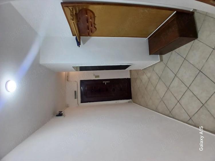 Apartament cu 2 camere decomandat în Astra