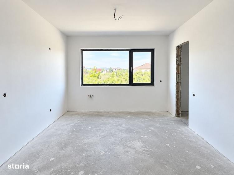 Casă cu 4 camere în Juc-Herghelie