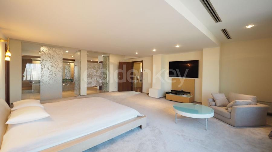 Penthouse cu 5 camere decomandat, mobilat în Herăstrău