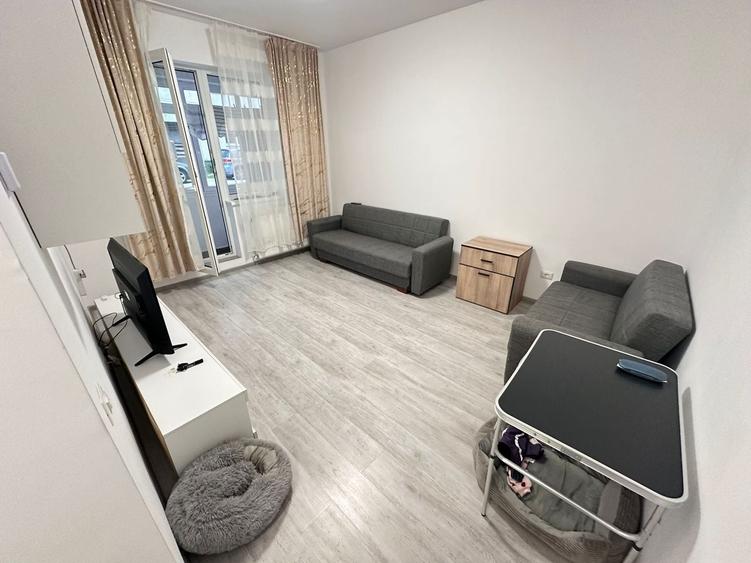 Apartament cu 2 camere decomandat, mobilat în Păcii