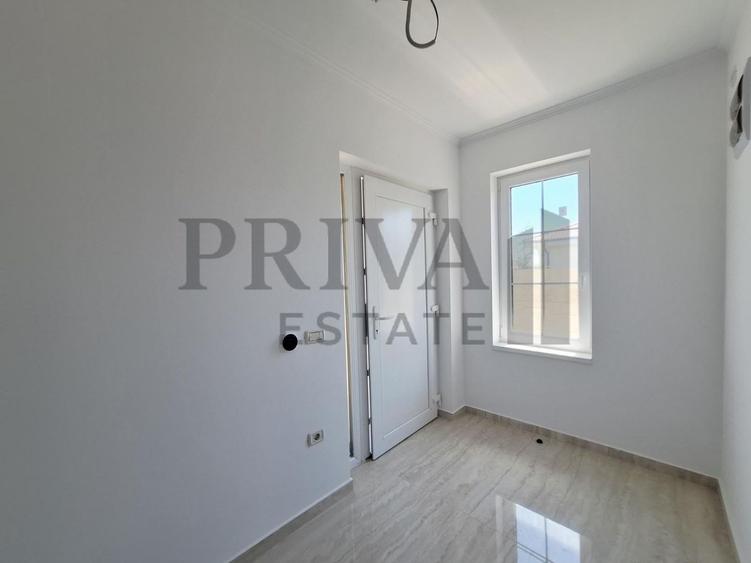 Duplex cu 3 camere cu Canalizare în Urseni