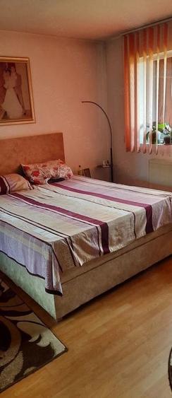 Duplex cu 7 camere cu Canalizare în 23 August (Cațelul)