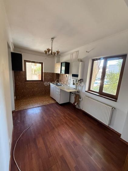 Direct proprietar, Apartament 3 camere.